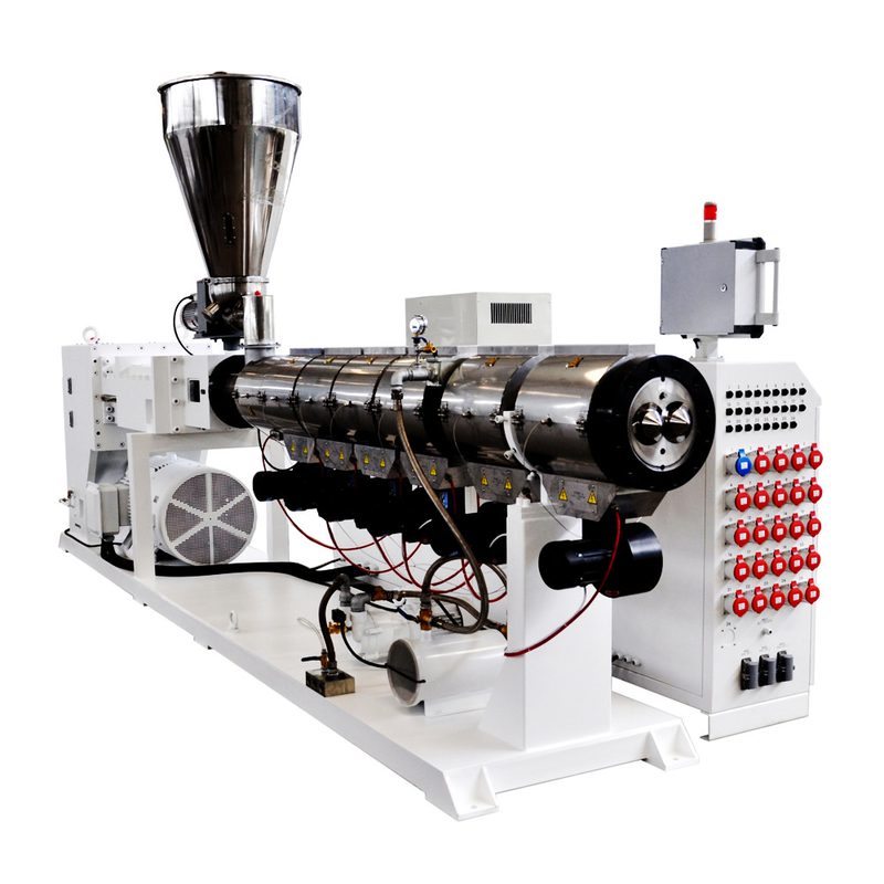 높은 출력 1600-1800kg/h HYPS165/28 수직 절감기 및 유로 기술과 함께 병렬 쌍 쌍 나사 extruder