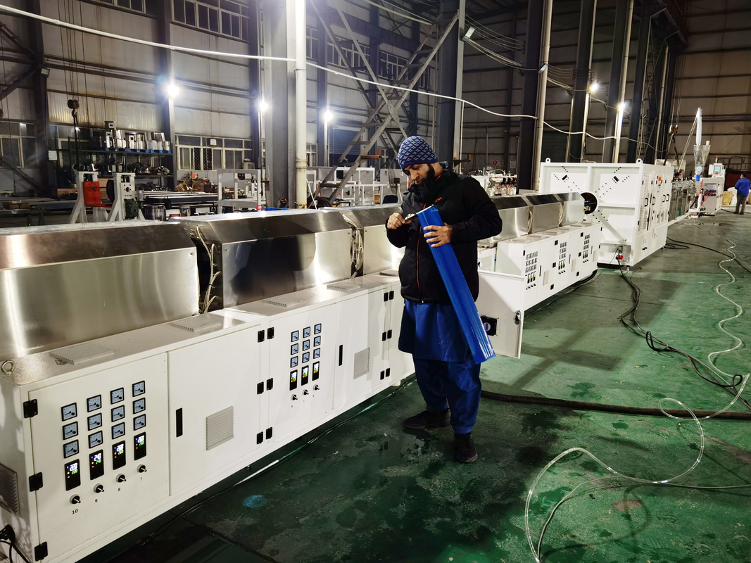 250-630mm / 315-800mm PVC-O 파이프 생산 라인 380V / 3P / 50Hz O-PVC 파이프 진압 라인